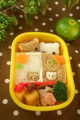キャラ弁☆リラックマの型抜きサンドイッチ